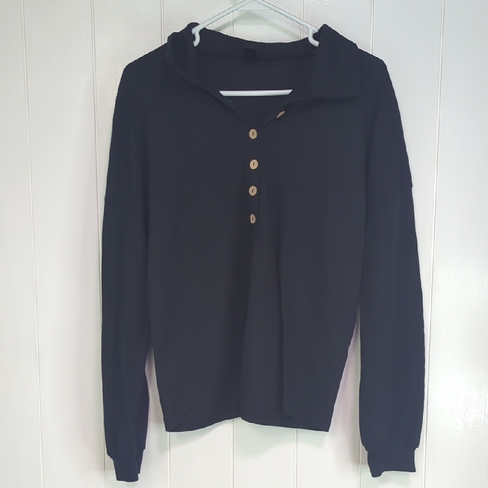 ❤️5/$25 SHEIN Black Sweater with Wooden Buttons